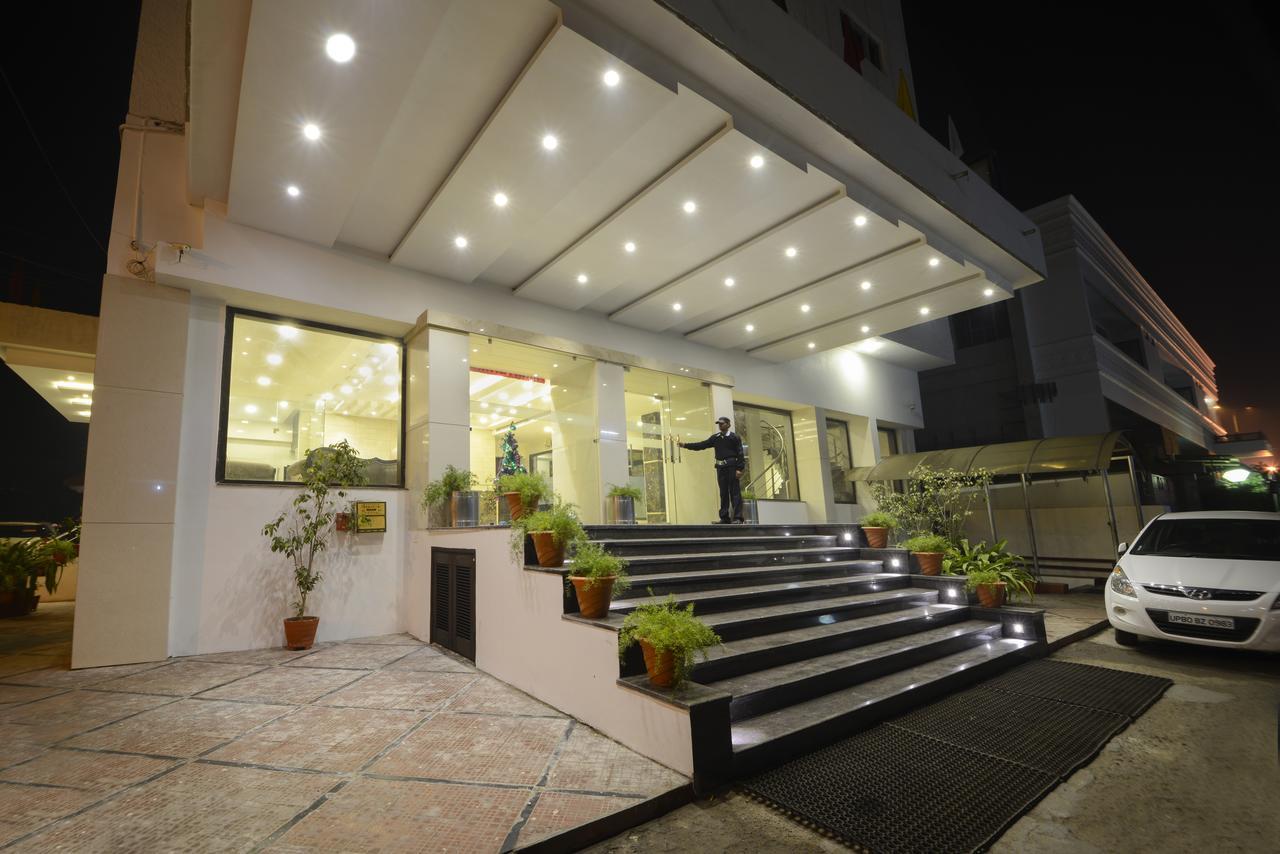 Hotel Atithi Agra  Exterior photo